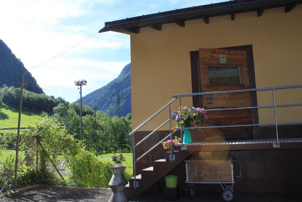 Agriturismo Mattei - Dormitorio Peccia ภายนอก รูปภาพ